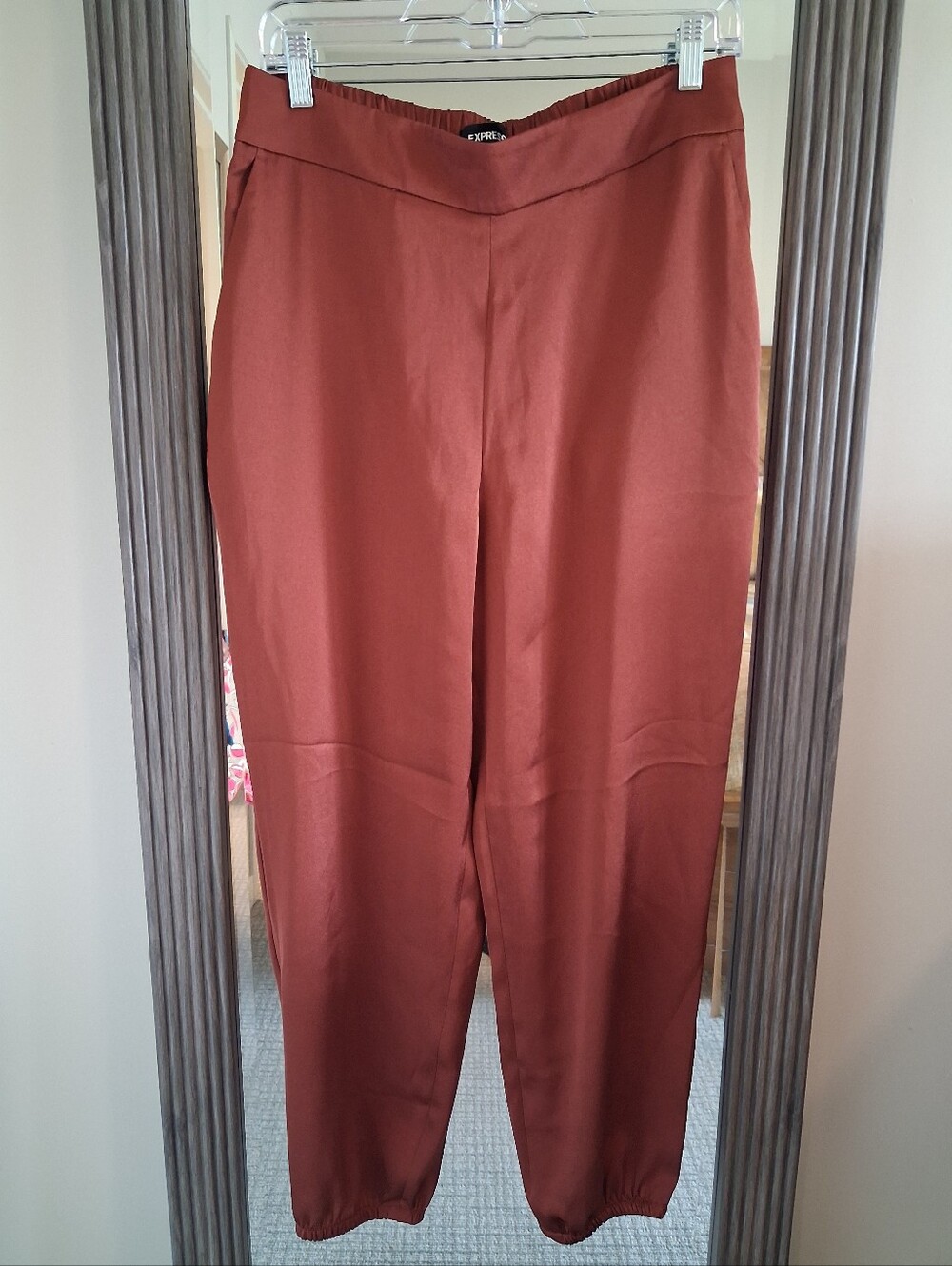 Express High Waist Satin Pull-On Ankle Jogger in Rust - Size Medium